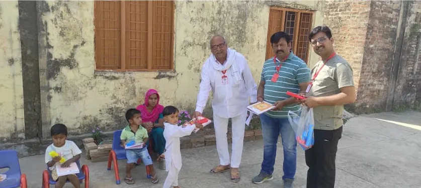 At Govt Primary School, Ganeshpur Near Chhota Trilokpur — Photo 4